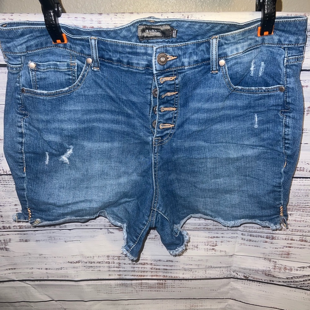 Torrid blue Jean button fly shorts. Size 18.